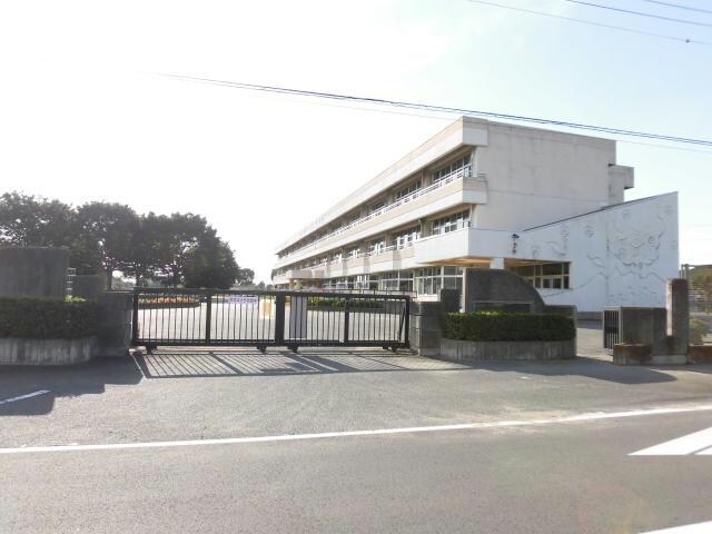 伊勢崎市立あずま北小学校(小学校)まで510m フロントマーレＡ