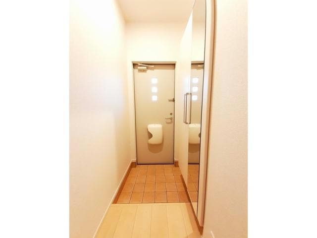 玄関フロア・シューズボックス グリーンフォールズ山王B（山王町）