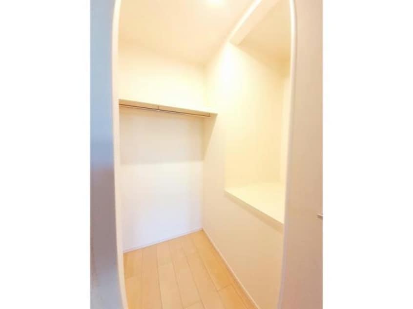 ウォークインクローゼット グリーンフォールズ山王B（山王町）