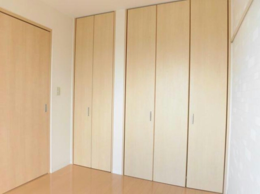 洋室 ヴァンヴェストA（三室町）