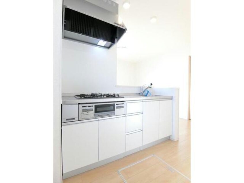  ユングフラウ　サカエＢ（境栄）