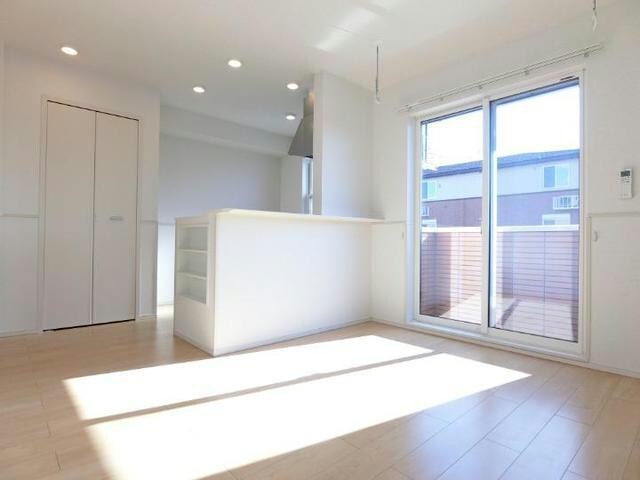  ユングフラウ　サカエＢ（境栄）