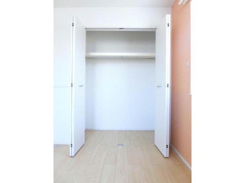  ユングフラウ　サカエＢ（境栄）