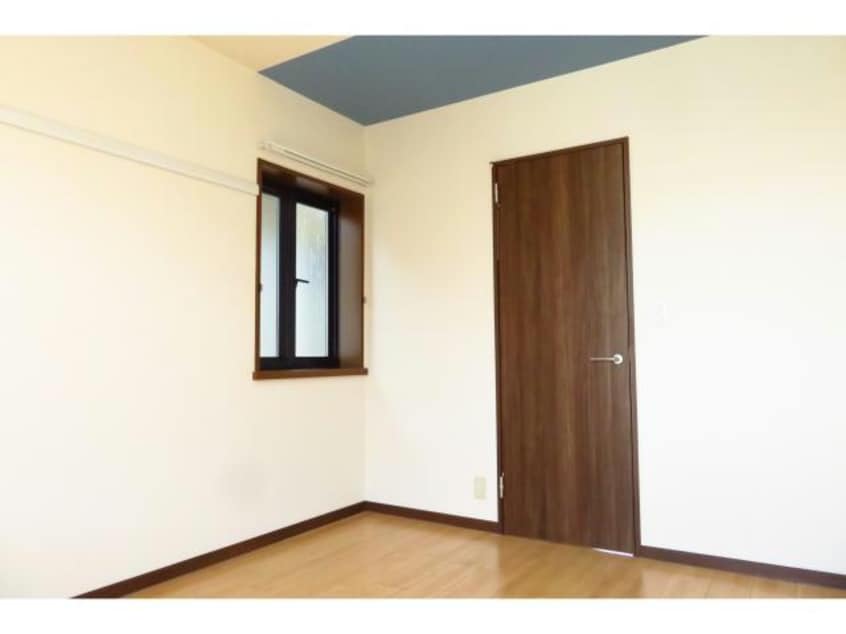 南側洋室5.9帖 サンフォレストB（連取本町）