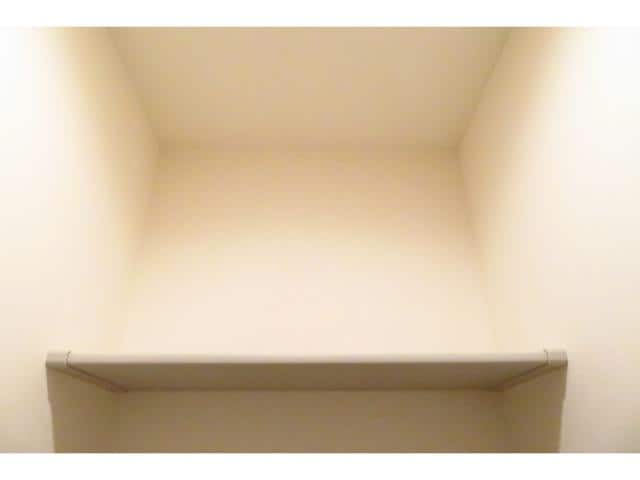 トイレ収納 レ・ジュウィールアン（下植木町）