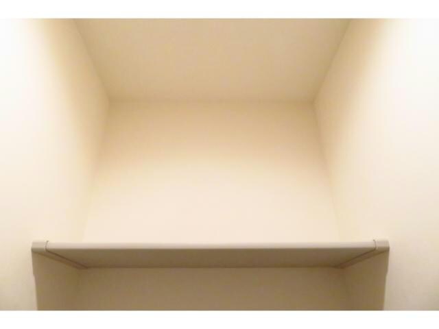 トイレ収納 レ・ジュウィールアン（下植木町）