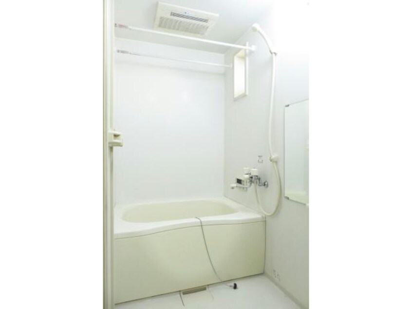 浴室小窓付き レ・ジュウィールアン（下植木町）