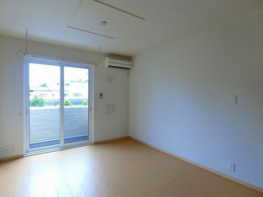  プリムローズ（八寸町）