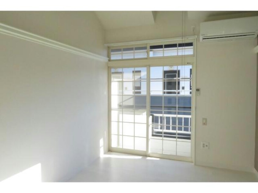  シルクハウス（昭和町）