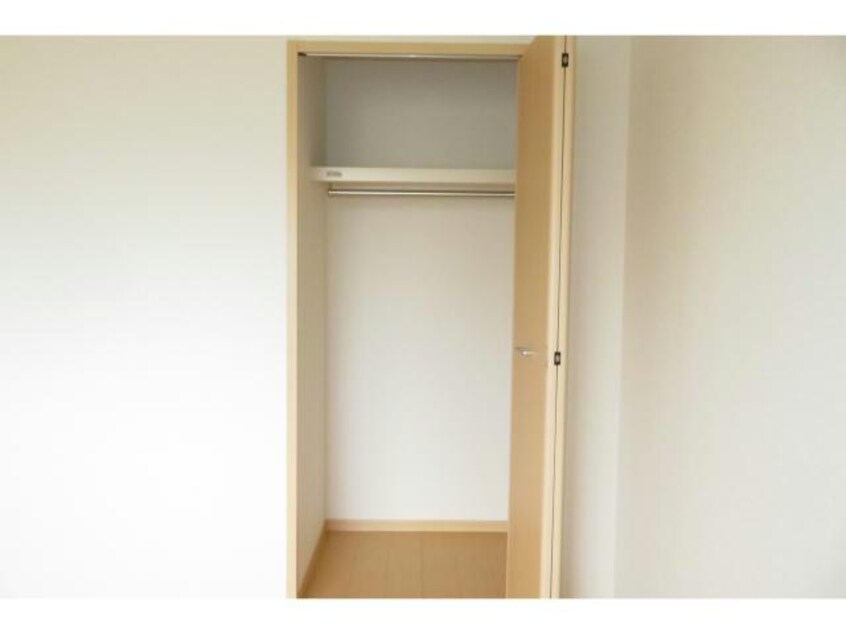 洋室収納 ミユマ・パレスＡ（市場町）