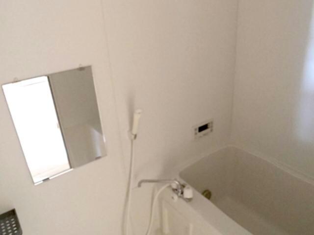  ロイヤルガーデン連取B（連取本町）