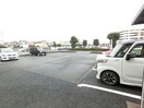 駐車場 ラディーチェ（連取町）