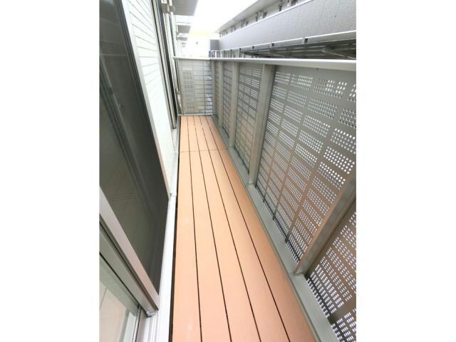  ブルーサファイアB（茂呂町）