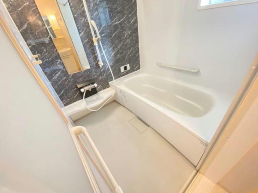 追い焚き機能・浴室乾燥機付き 暁清館