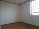 洋室6帖 プリムローズ・Y (富塚町）