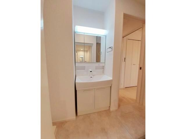  メゾン・ルミナーレＡ