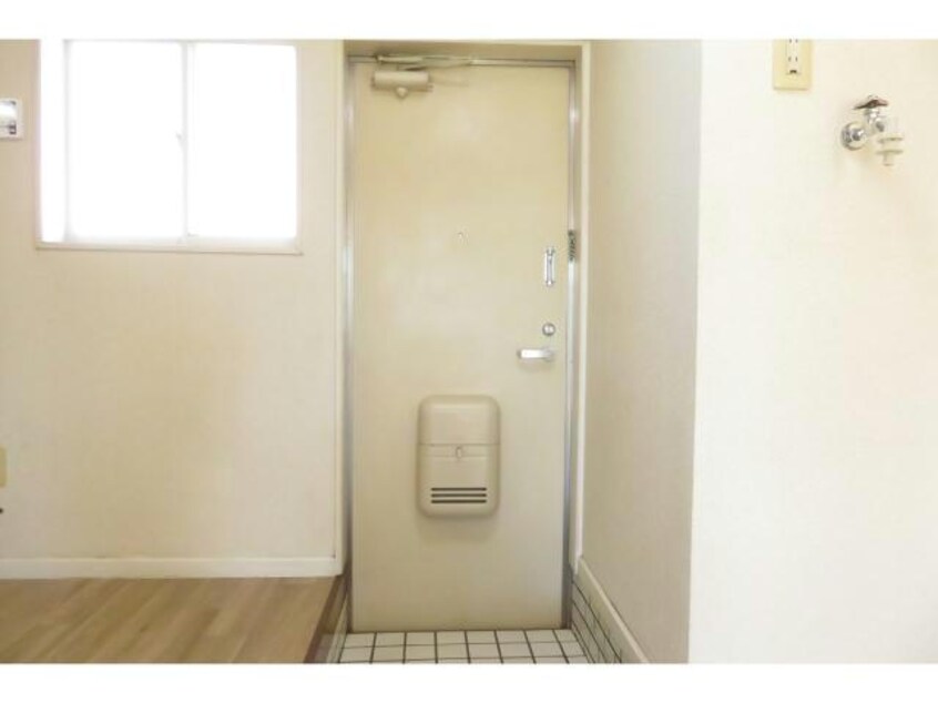 玄関内 小林ハイツB