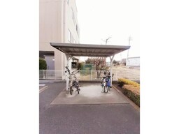 屋根付き駐輪場