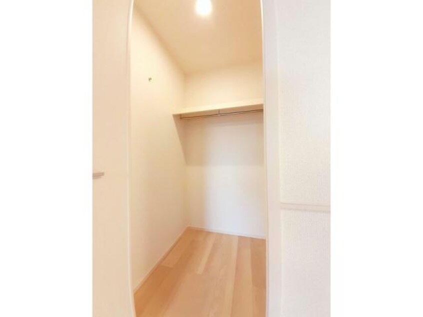 ウォークインクローゼット内 レジデンス　フジ　C（富塚町）