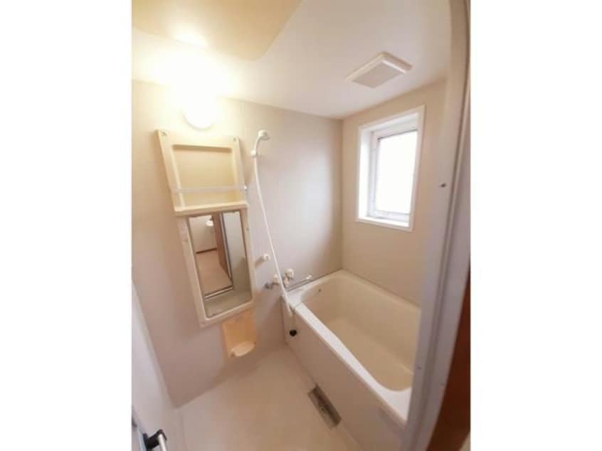  メゾンボヌールC（連取町）