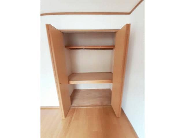  メゾンボヌールC（連取町）