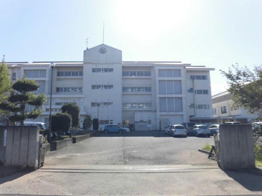伊勢崎市立境南中学校(中学校/中等教育学校)まで1280m シプリエールG（境栄）
