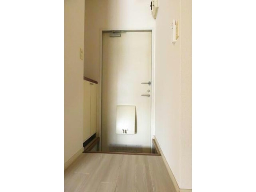 玄関内 サントノーレA（宮子町）