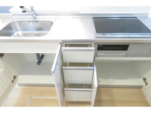 キッチン収納 ソラーナA（茂呂町）