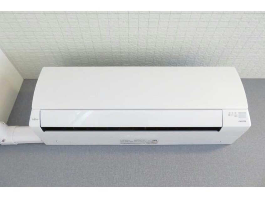 洋室エアコン ソラーナA（茂呂町）