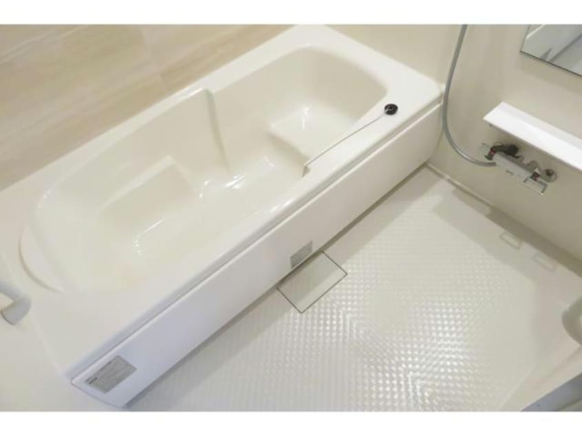 浴槽 ソラーナA（茂呂町）