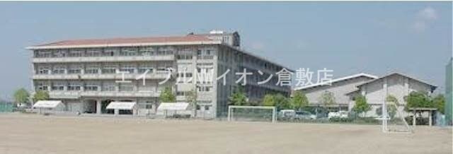 倉敷市立連島南中学校(中学校/中等教育学校)まで940m フラワー　A棟