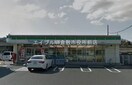 ファミリーマート琴浦西店(コンビニ)まで418m シャトル三瑞Ⅰ