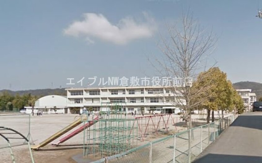 倉敷市立緑丘小学校(小学校)まで834m ジョイフルポート岡Ｄ