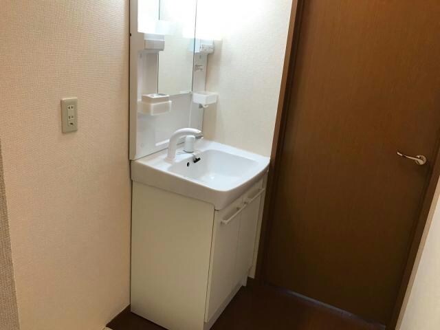  ロイヤルタウン有福　Ａ棟