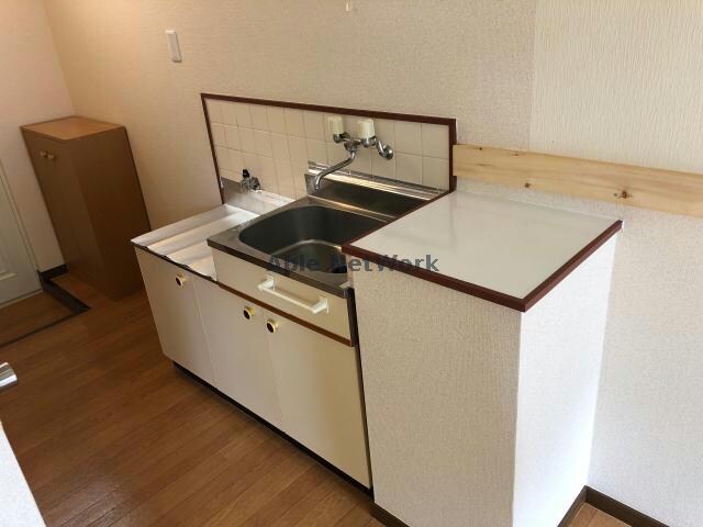  サンパレス弐番館