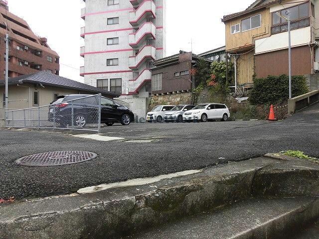 屋外駐車場 シティハイツかつとみ