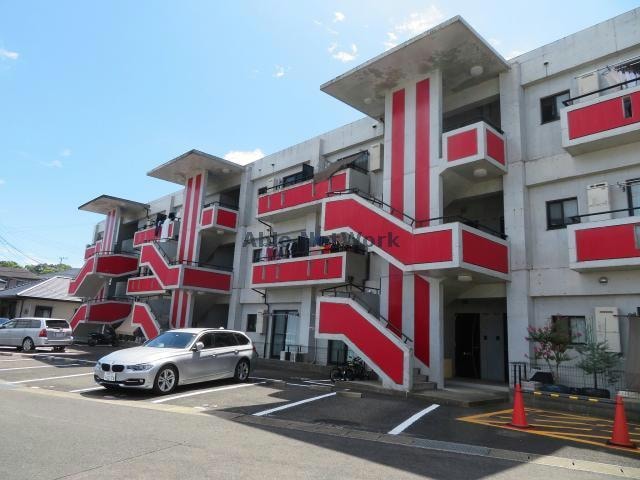  ロイヤルヒルズＭ