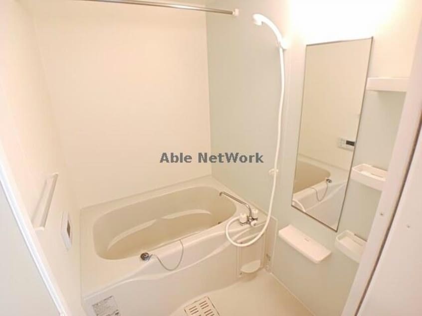  メル・クレール