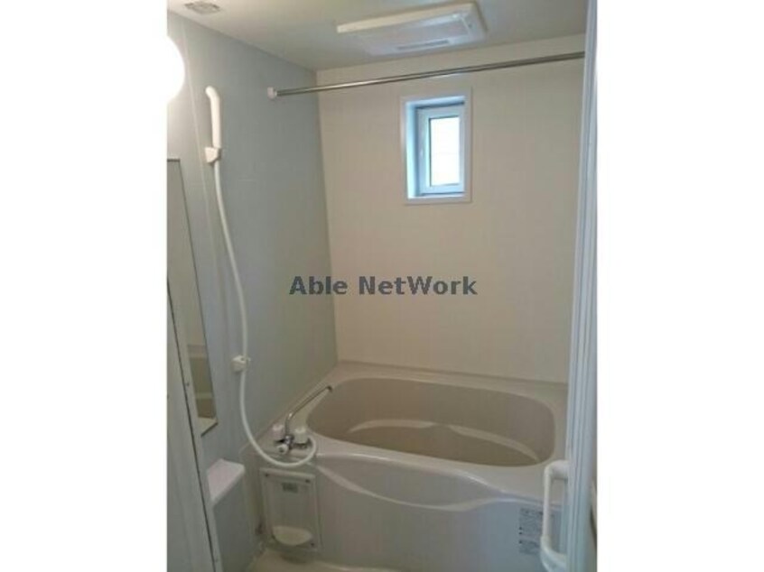 同型 ユイット・ベル