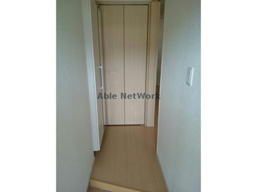 同型 ユイット・ベル