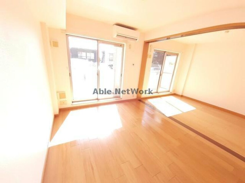  フォーリスト黒髪