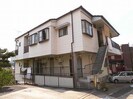 鴨川ハイツの外観