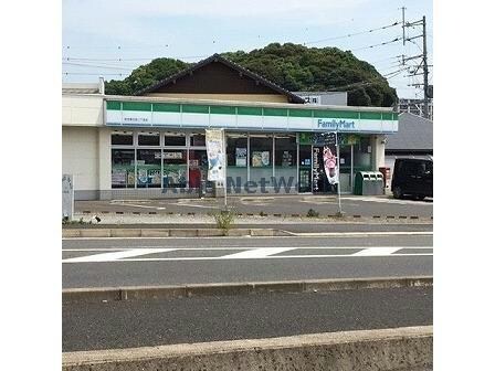 ファミリーマート佐世保広田二丁目店(コンビニ)まで304m セントフローリア