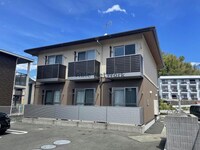 レフィシア崎岡