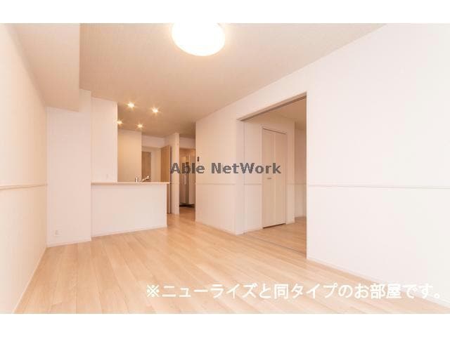 イメージ エレガンシア