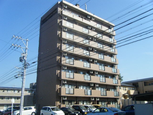 外観 カーサコモダ新舞子　B