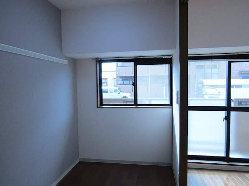 洋室3.2帖 カーサコモダ新舞子　B