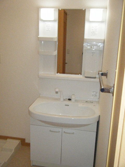シャワー付洗面台 レインボーヒルズIII