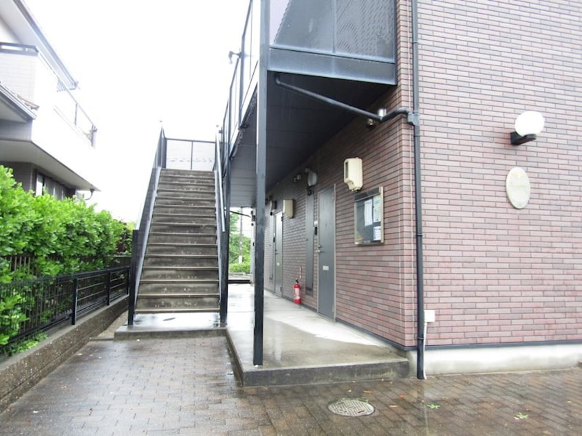 エントランス アンプルールリーブルＷｉｓｄｏｍ