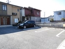 駐車場 ヴィラージュ